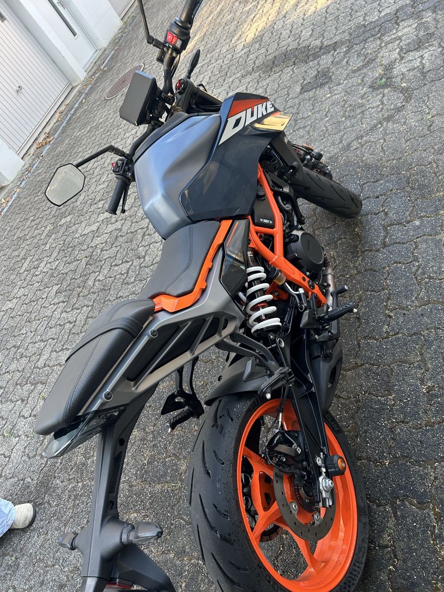 KTM Strada: Ktm Duke 390 35 Kw – Usato da Pratteln venduto da pat_d79g 6
