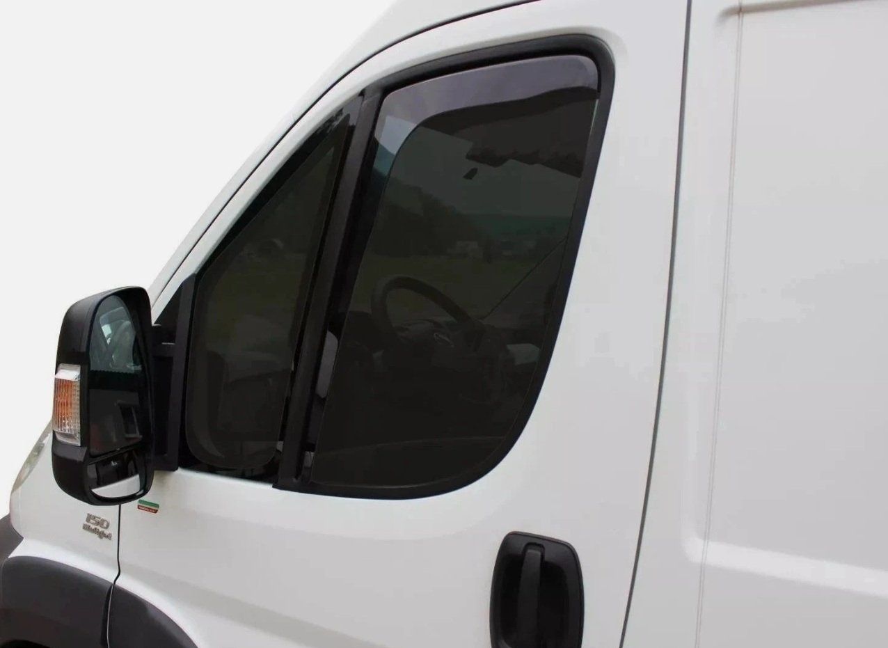 Peugeot Tutti pezzi di ricambio auto: Windabweiser Peugeot Boxer 2006–2024 – Nuovo e nell'imballaggio originale da Rothrist venduto da GIWALD 1