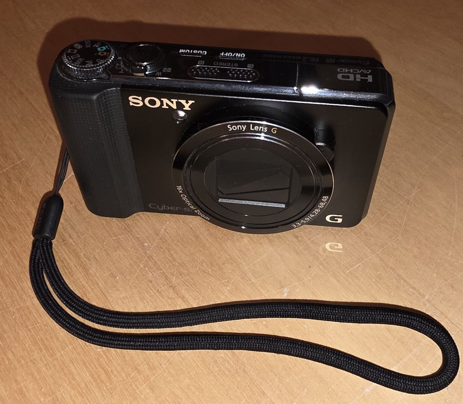 Sony Fotocamera: Sony DSC-HX9V – Usato da Filzbach venduto da Cschufi