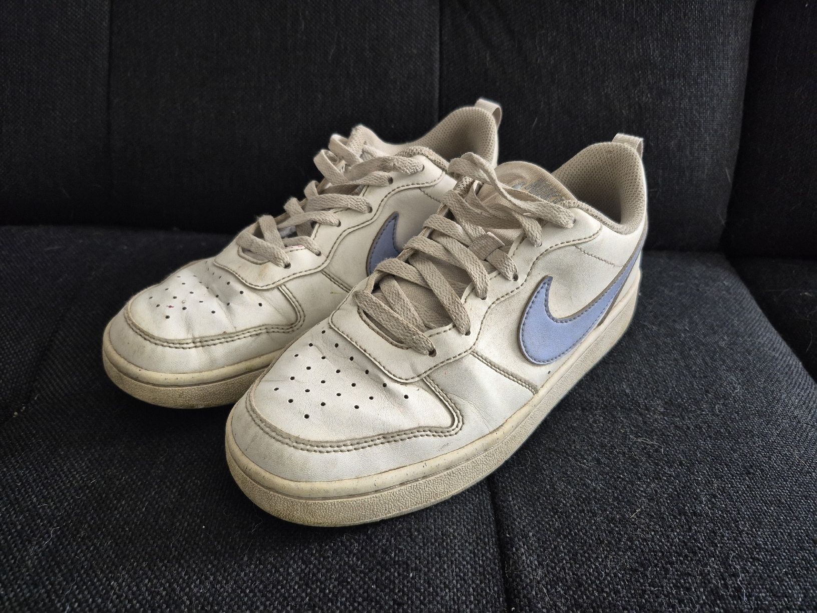 Nike Scarpe da donna: Nike Schuhe Gr. 39 – Usato da Igis venduto da Tiggers1