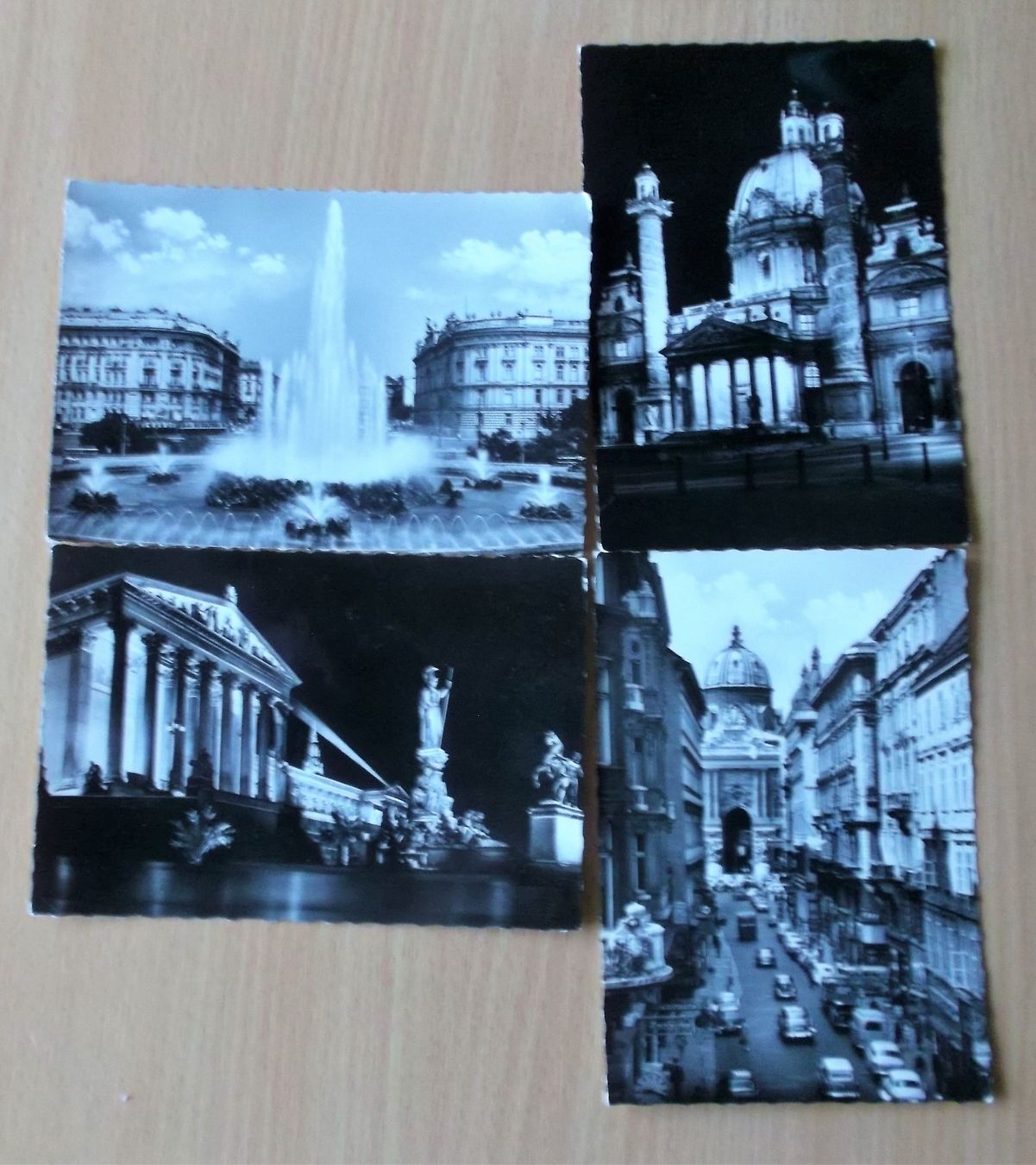 Cartoline postali: 4 A Karten Wien 1962 – Usato da Uffikon venduto da Semo2 2