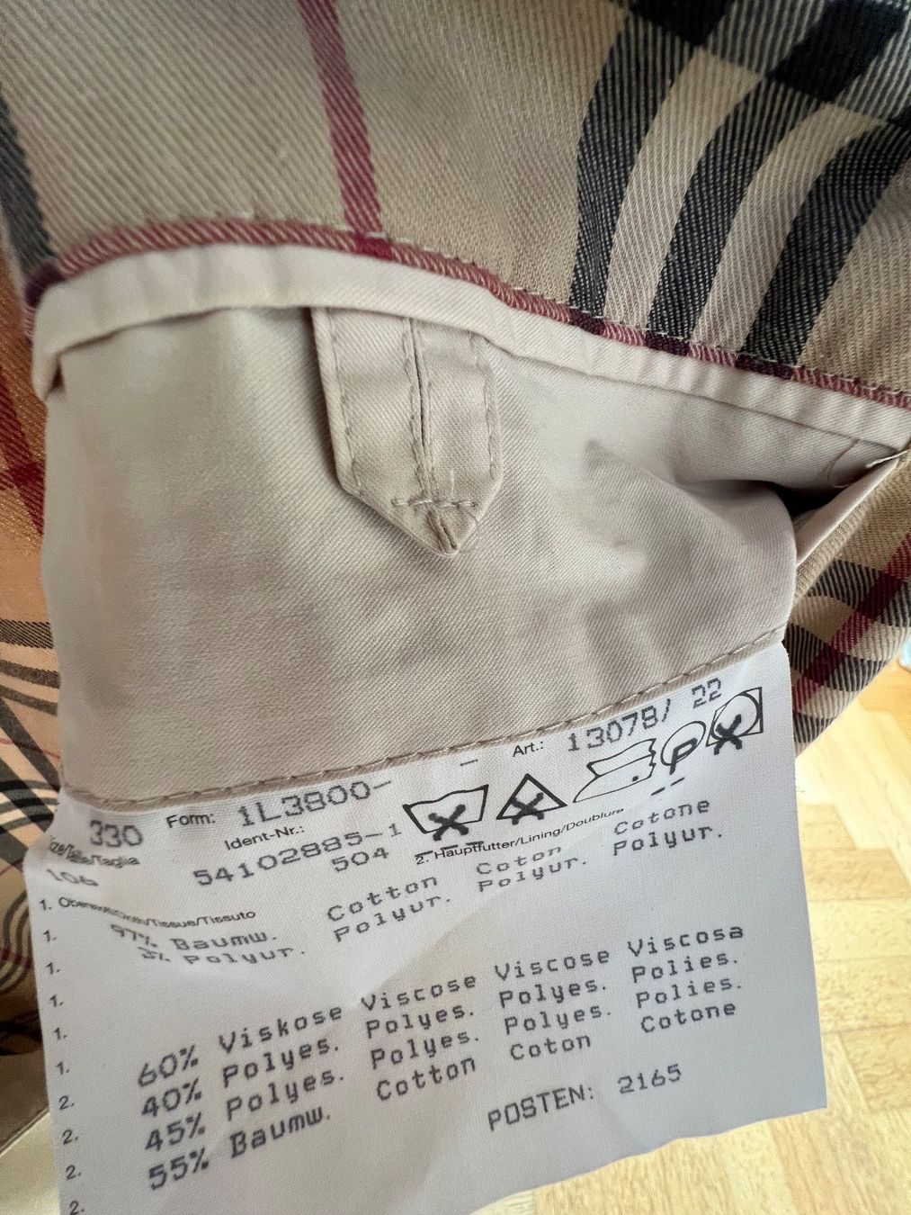 Burberry Cappotti: Burberry Trenchcoat Classic - neuwertig - – Usato da Richterswil venduto da wahopp 4
