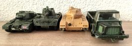 4 vehicules militaire vintage collection
