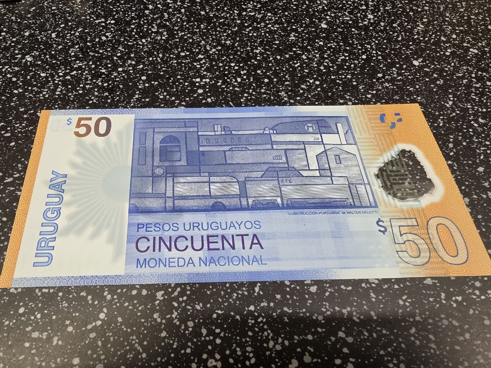 Banconote: Uruguay 50 Pesos 2017 Banknote  – Nuovo e nell'imballaggio originale da Herisau venduto da Antiques.AR 1