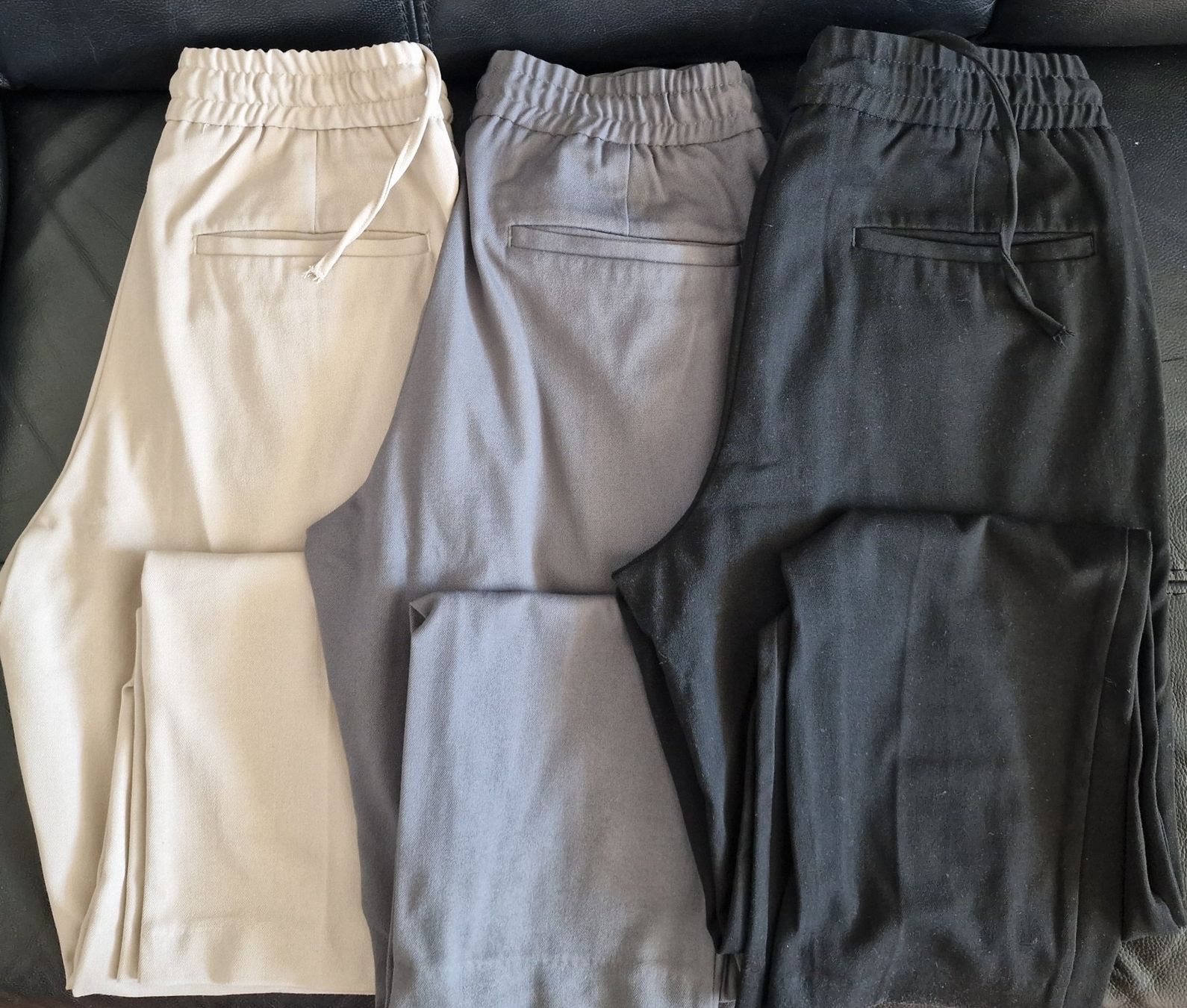 Zara Kleiderpakete: Set von 3 lässige Freizeithosen – Neu (gemäss Beschreibung) aus Zürich von Pero6