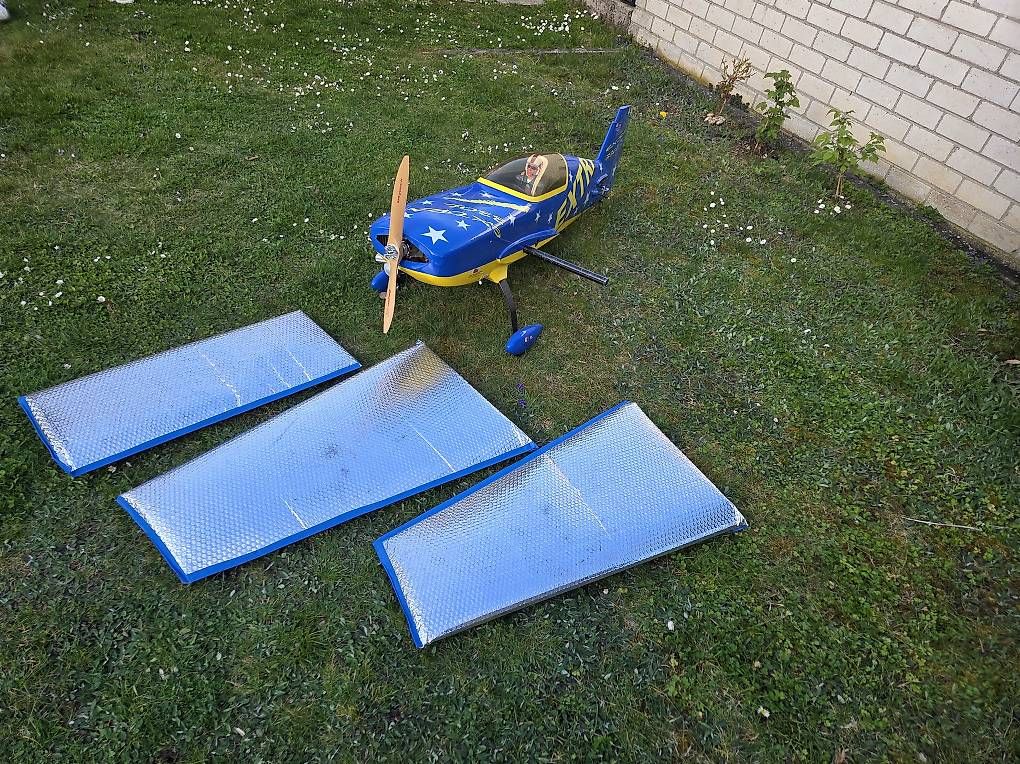 RC Modellbau: RC Modellflugzeug Extra 330L – Gebraucht aus Frenkendorf von jaqueli