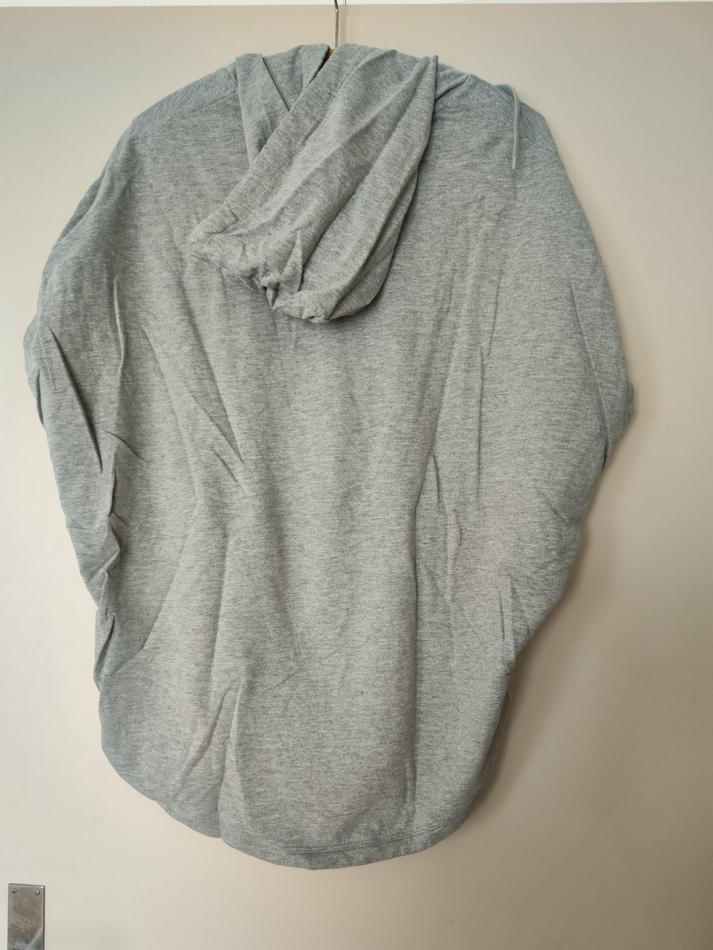 Pullover & Sweatshirts: T-Shirt, Gr. L – Neu (gemäss Beschreibung) aus Reinach BL von chilller92 3