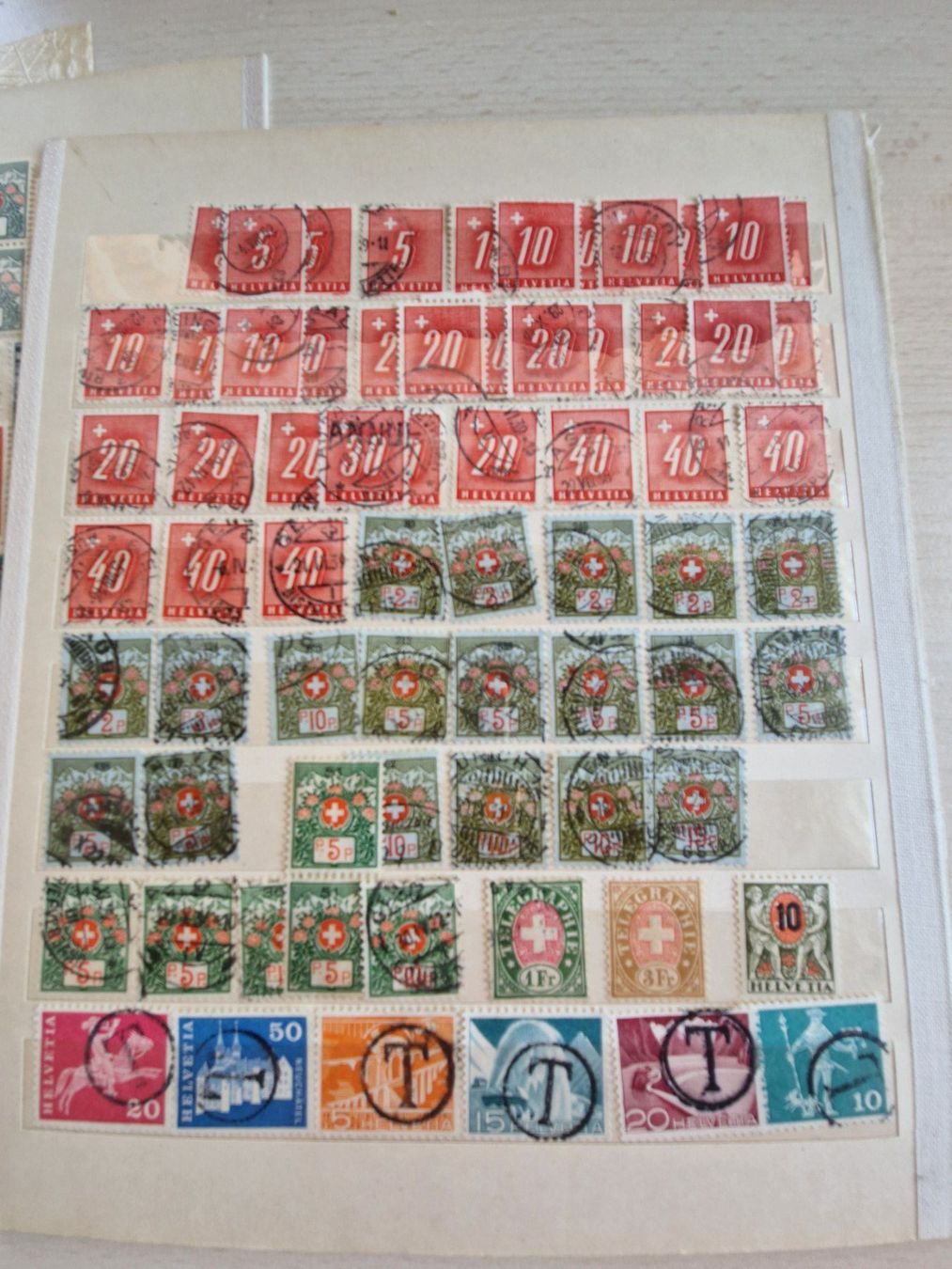 Tous les timbres: Ansammlung CH - Fundgrube, ab 1.- – D'occasion à Burgdorf par Glossy01 5