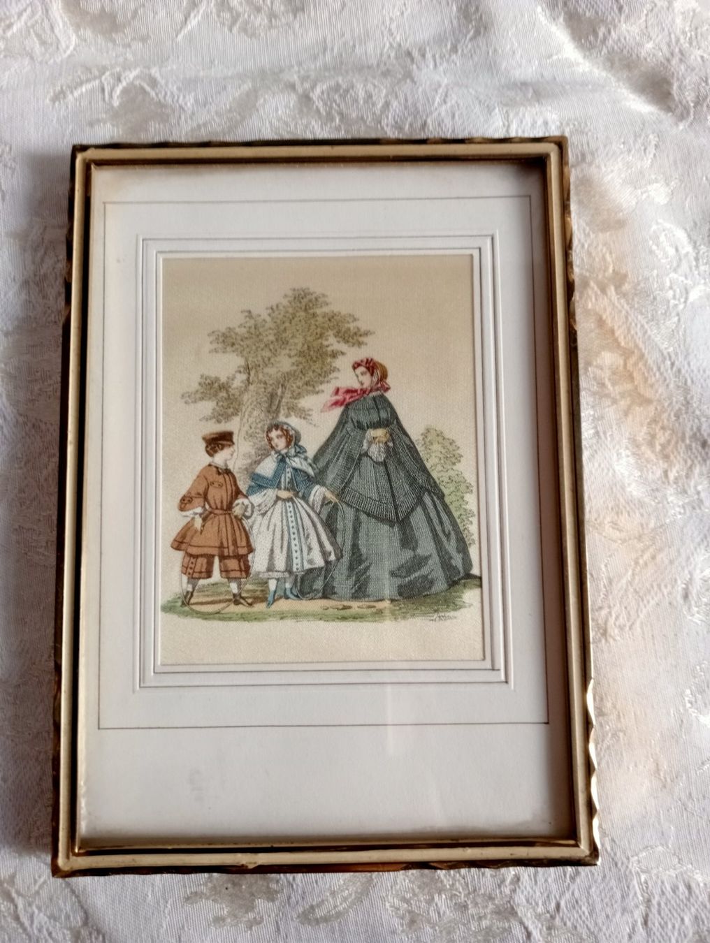 Bilderrahmen: 2er Set Vintage Bilderrahmen Messing Skandi Stil Seidenbild – Gebraucht aus Oberdorf BL von Barocki888 1