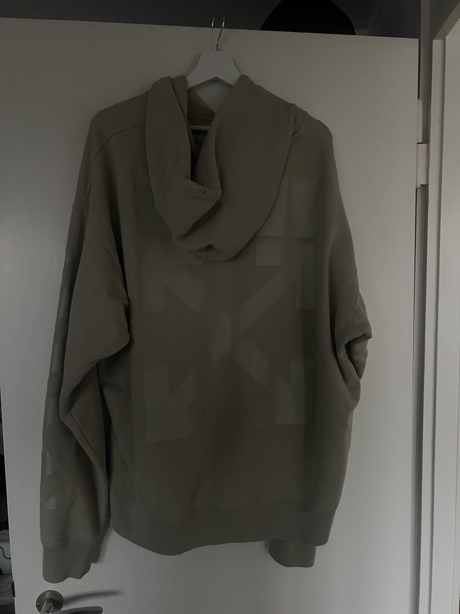 Off-White Pullover & Sweatshirts: Off-White Hoodie L – Gebraucht aus Zürich von nikki_