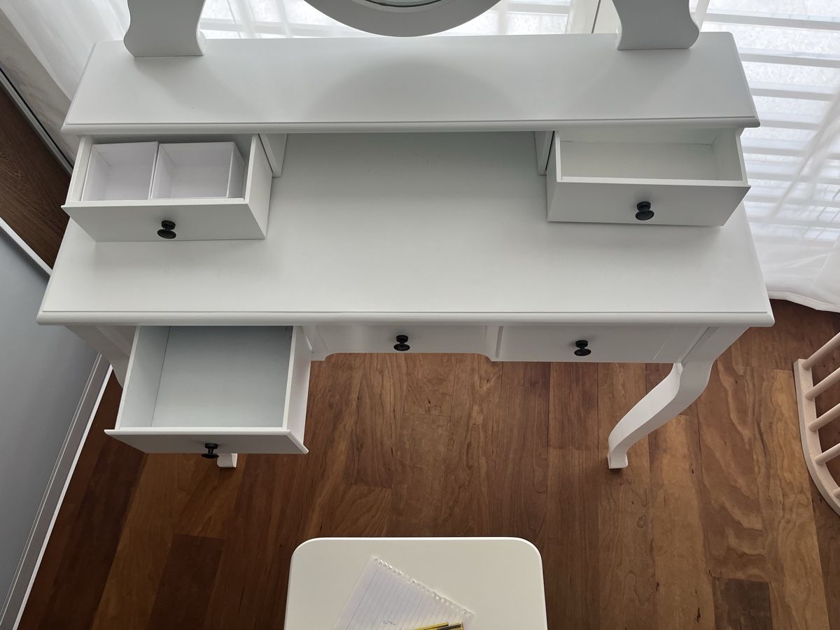 Tavoli da trucco: Schminktisch weiss mit Hocker – Usato da Meisterschwanden venduto da mat-drew 3