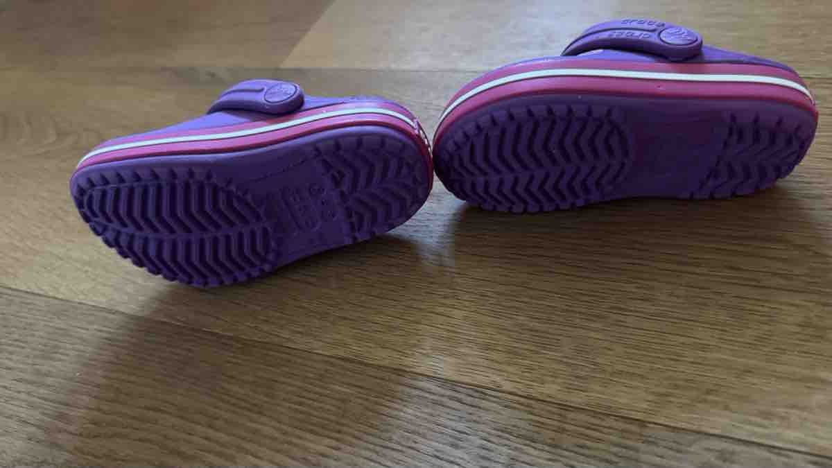 Crocs Scarpe per ragazzi: Crocs Sandalen Grösse 19 – Nuovo (secondo la descrizione) da St.Pelagiberg venduto da Garonne 2