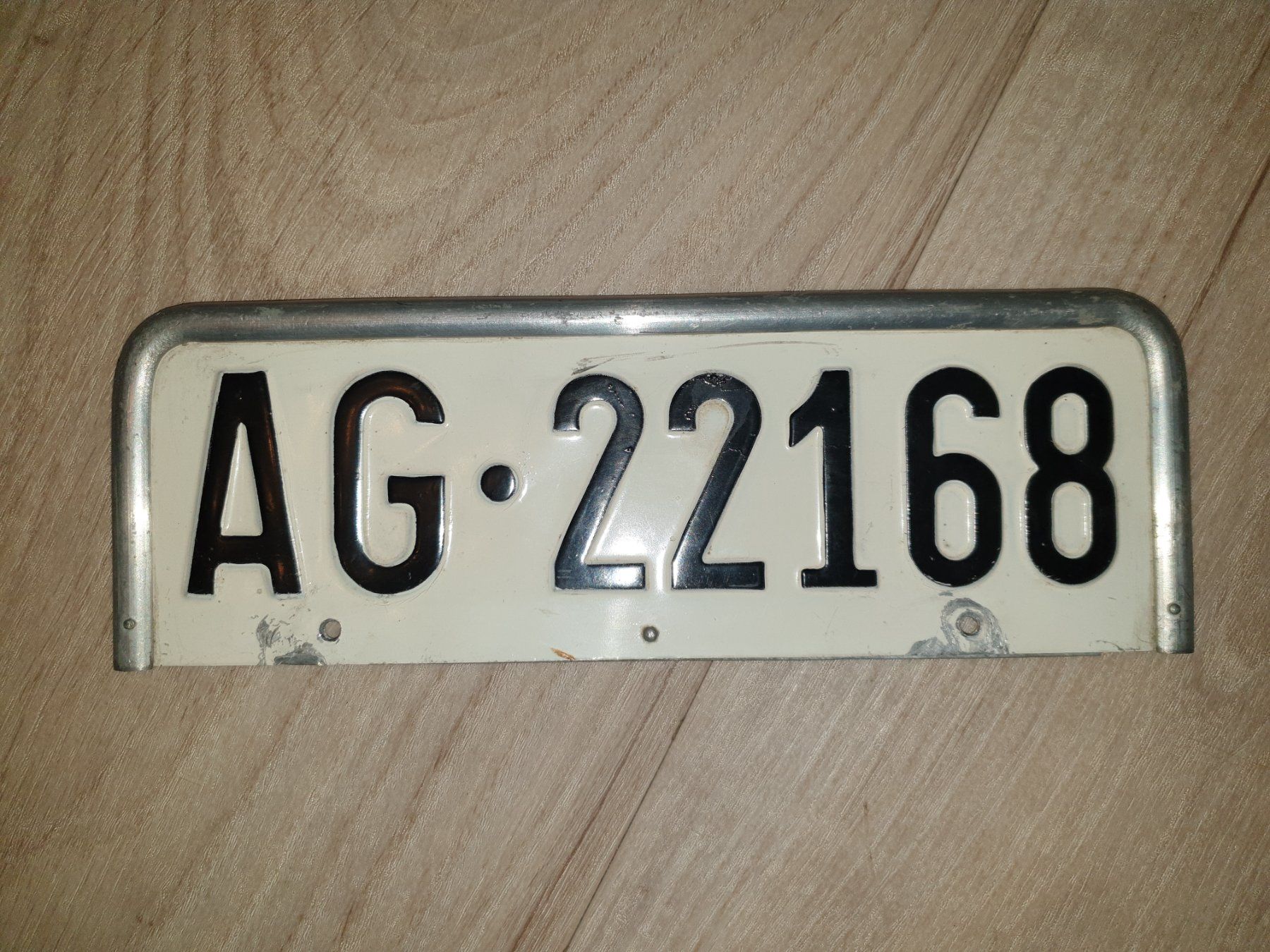 Insegne: Antikes Motorrad Kontrollschild – Usato da Wilen b. Wil venduto da Tremola