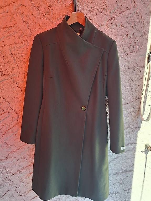 Cappotti: TedBaker Wolle-Cashmere Mantel – Usato da Liebefeld venduto da liw_nf89