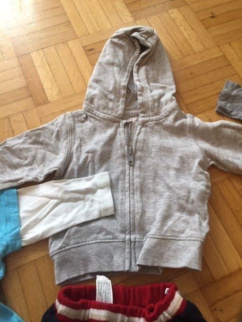 Lotti & Set di vestiti: Kleiderpaket  6-teilig Junge Grösse 62 – Usato da Emmen venduto da Aribini 3