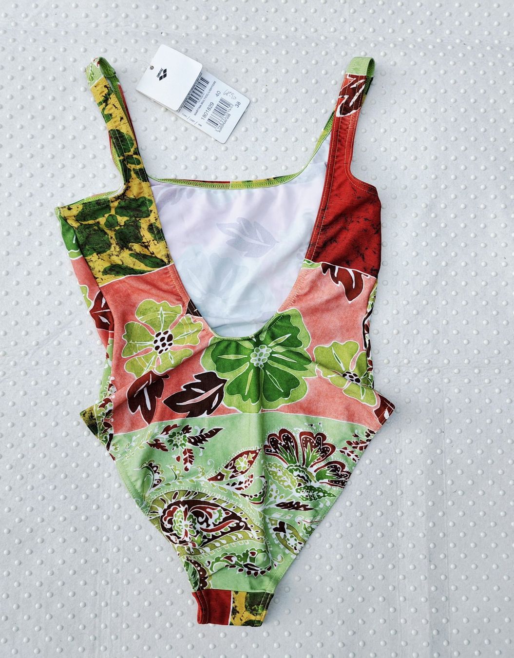 Arena Badekleider & Bikinis: NEU! Badekleid Arena "Martina" Gr. 38 – Neu und originalverpackt aus Gysenstein von joshuas81 1