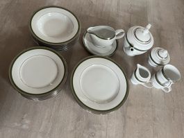 Wunderschönes Geschirrset