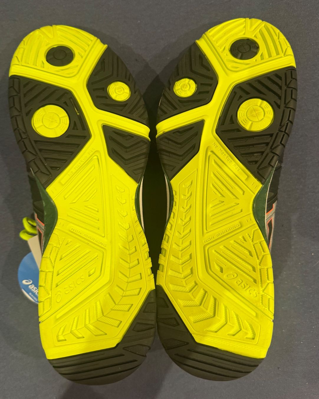 Asics Scarpe da uomo: **** ASICS GEL-RESOLUTION 6 EU 45 **** – Nuovo (secondo la descrizione) da Giumaglio venduto da soloemi 4