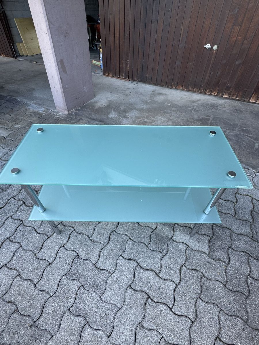 Tische: Moderner Glas Tisch, guter Zustand – Gebraucht aus Hergiswil NW von wert721 1