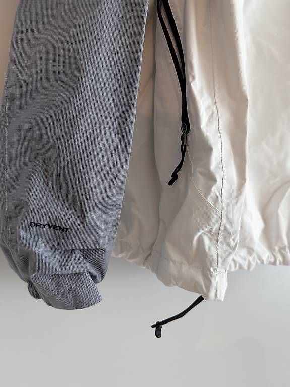 Vestes: The North Face Regen Jacke  – D'occasion à Unterseen par iry_78zl 4