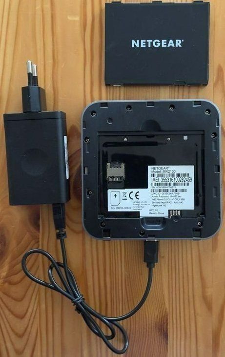 Netgear Modem & Router: NETGEAR Nighthawk MR 2100+Accu Gratis 2 mini Antenne – Usato da Zuchwil venduto da Beppe_25.3 3