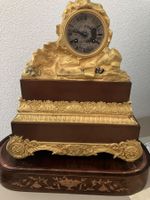 Pariser Pendulette Feuervergoldet 8 Tage Werk ca 1830