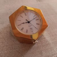 Tischuhr Quartz Swiss made