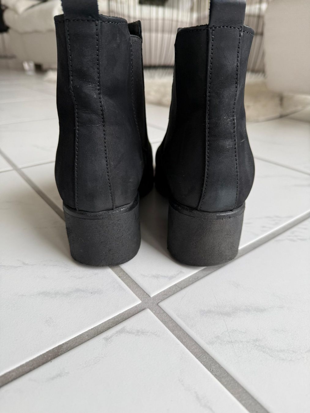 Scarpe da donna: Stiefeletten, schwarz, Gr. 38 – Usato da Emmenbrücke venduto da Florentina27 4