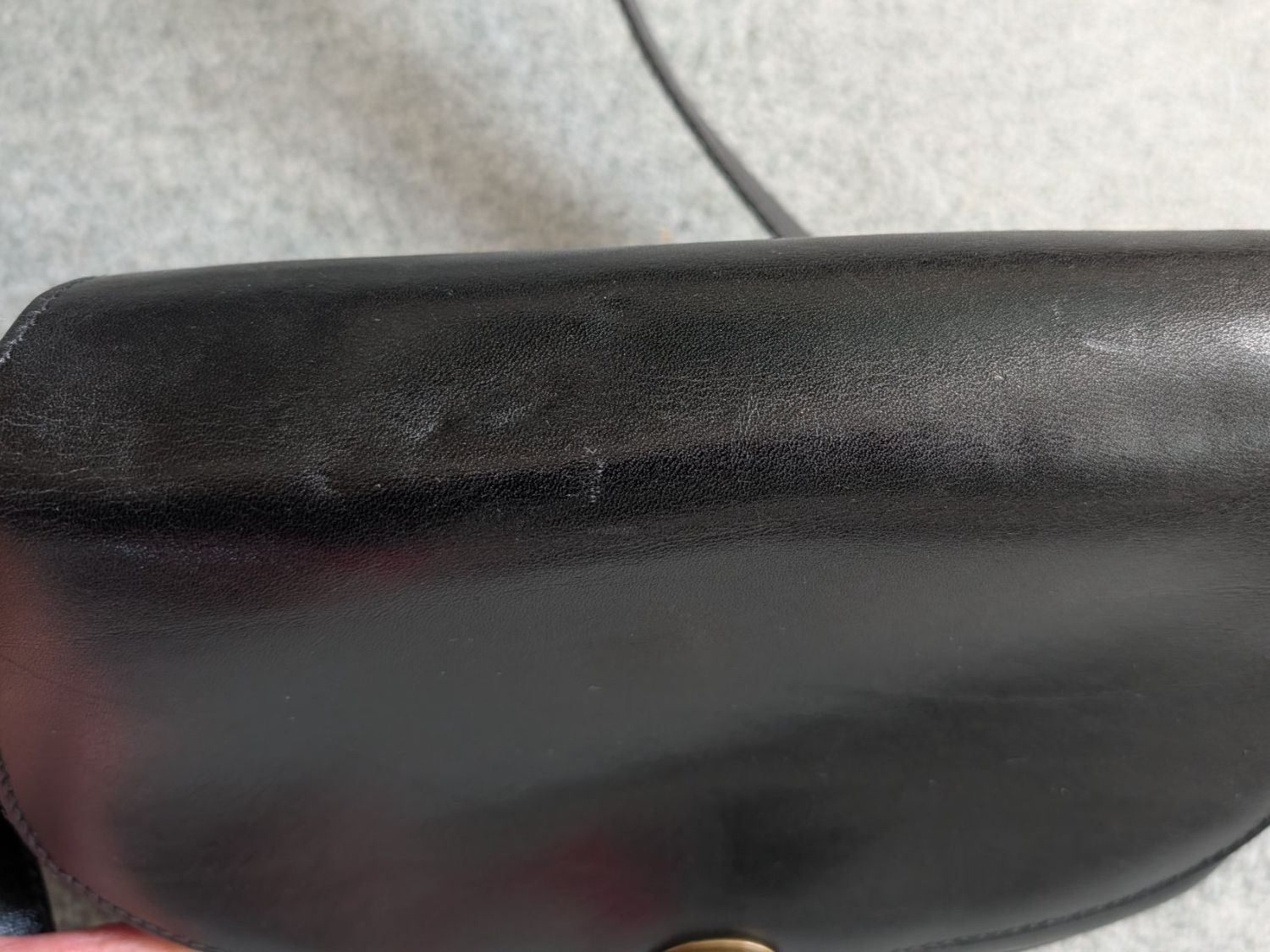 Aigner Borse da donna: Elegante schwarze Ledertasche AIGNER – Usato da Herisau venduto da apo_bxx7 3
