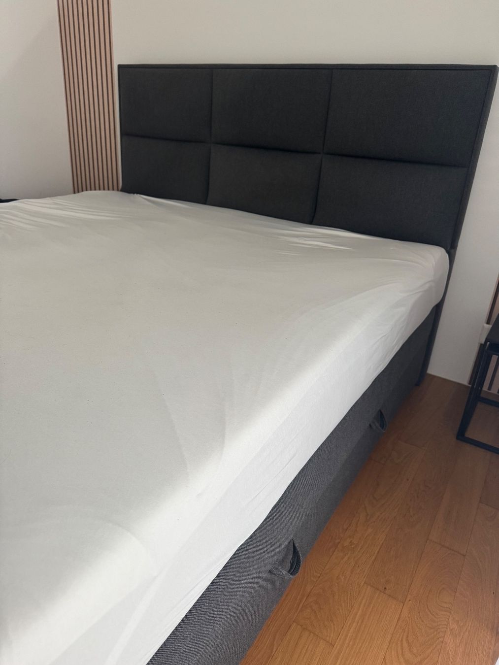 Letti: Boxspringbett grau mit Kopfteil gute Zustand 180x200cm – Usato da Oberkulm venduto da tes_799n 1