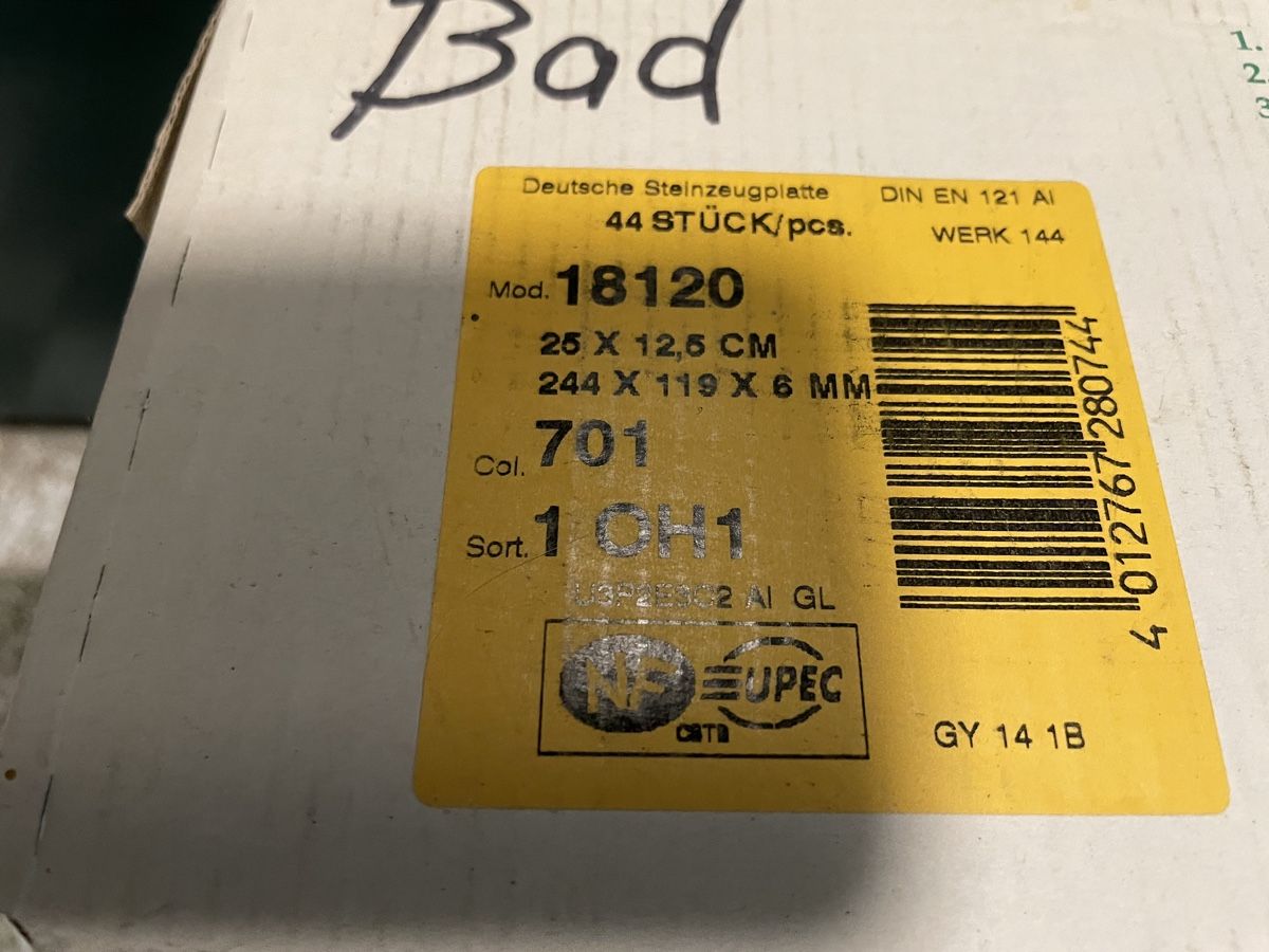 Bodenbeläge: Pool / Bad Fliesen 88 Stück – Neu und originalverpackt aus Siebnen von Starlauf 1