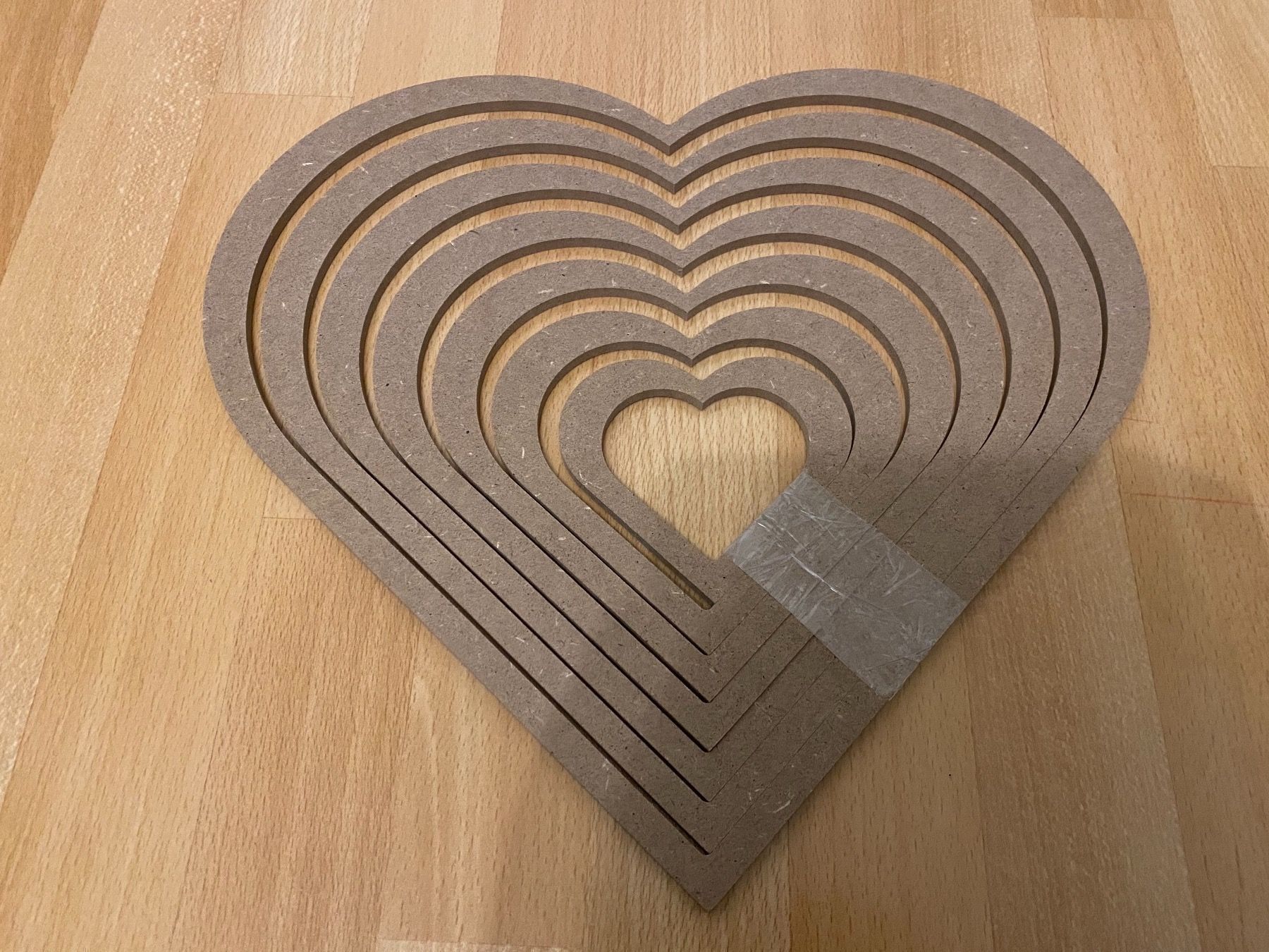 Articoli in legno: Bastel Holz Herzform 7 Stück – Nuovo e nell'imballaggio originale da Buchrain venduto da Sisi83