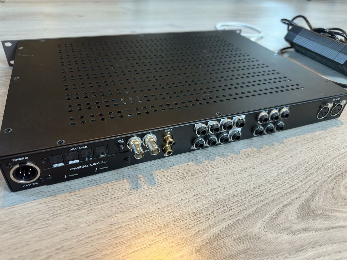 Universal Audio Equipement studio: Universal Audio Apollo x6 gen1 – D'occasion à Recherswil par Geruempel 2