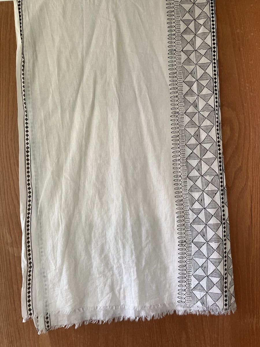 Foulard & Sciarpe: Grosses Baumwolltuch – Usato da Bassersdorf venduto da groovygremlin 1