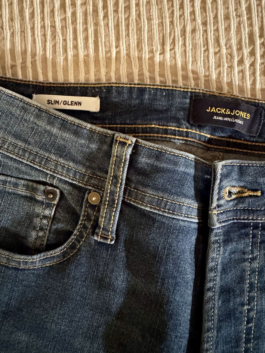 Jeans: Jeans Jack&Jones Uomo NUOVI – Nuovo (secondo la descrizione) da Davesco-Soragno venduto da lar_n5p8 2