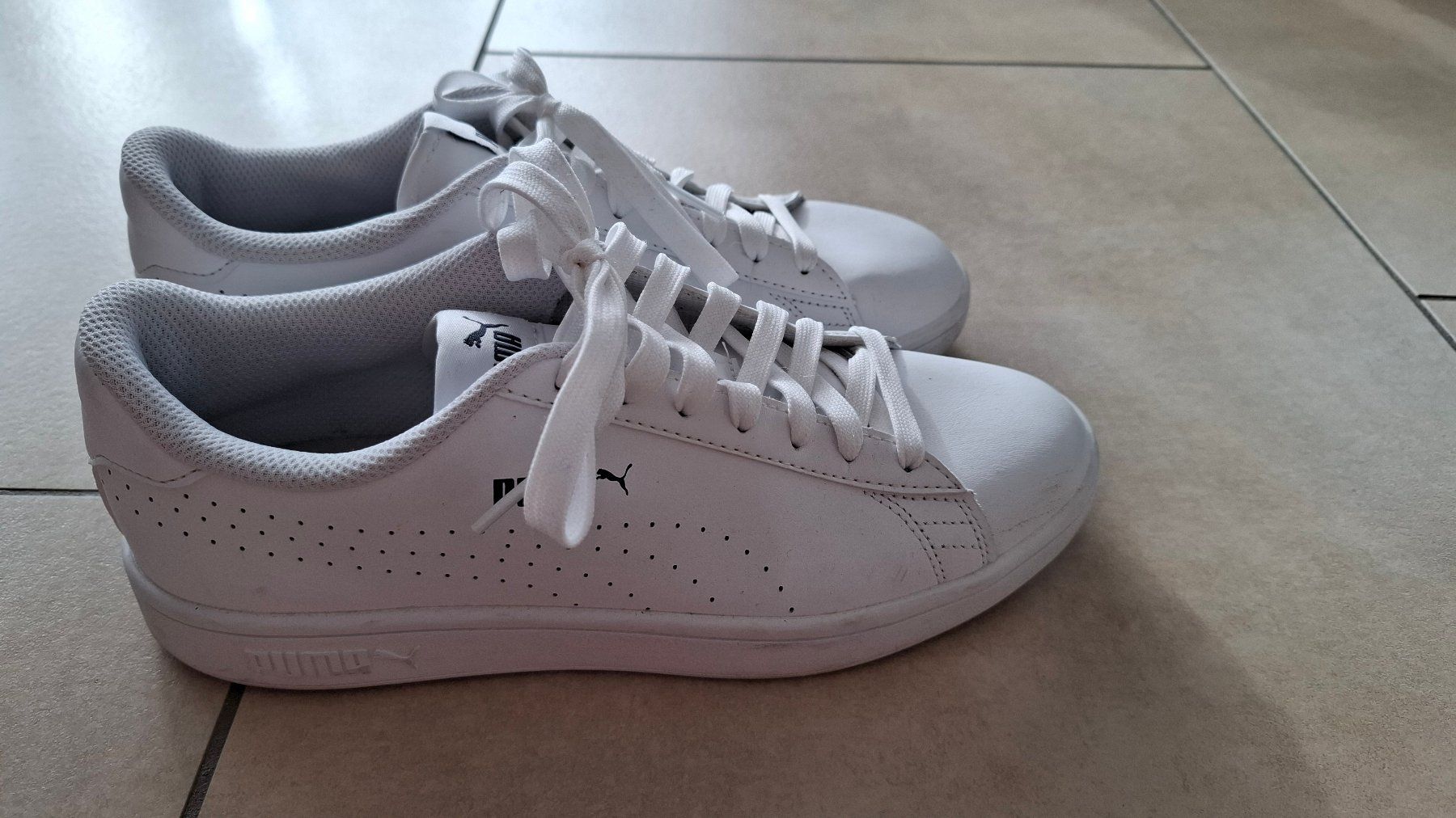 Puma Scarpe da donna: Puma low sneaker - Grösse 38.5 – Usato da Rickenbach b. Wil venduto da Beautiful.Things 6