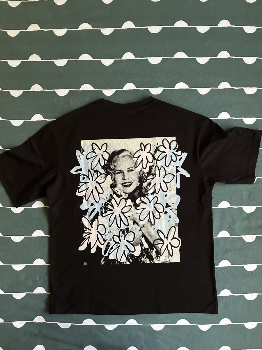 T-shirts: T shirt H&M M – Neuf (Voir description) à Sion par reii 1