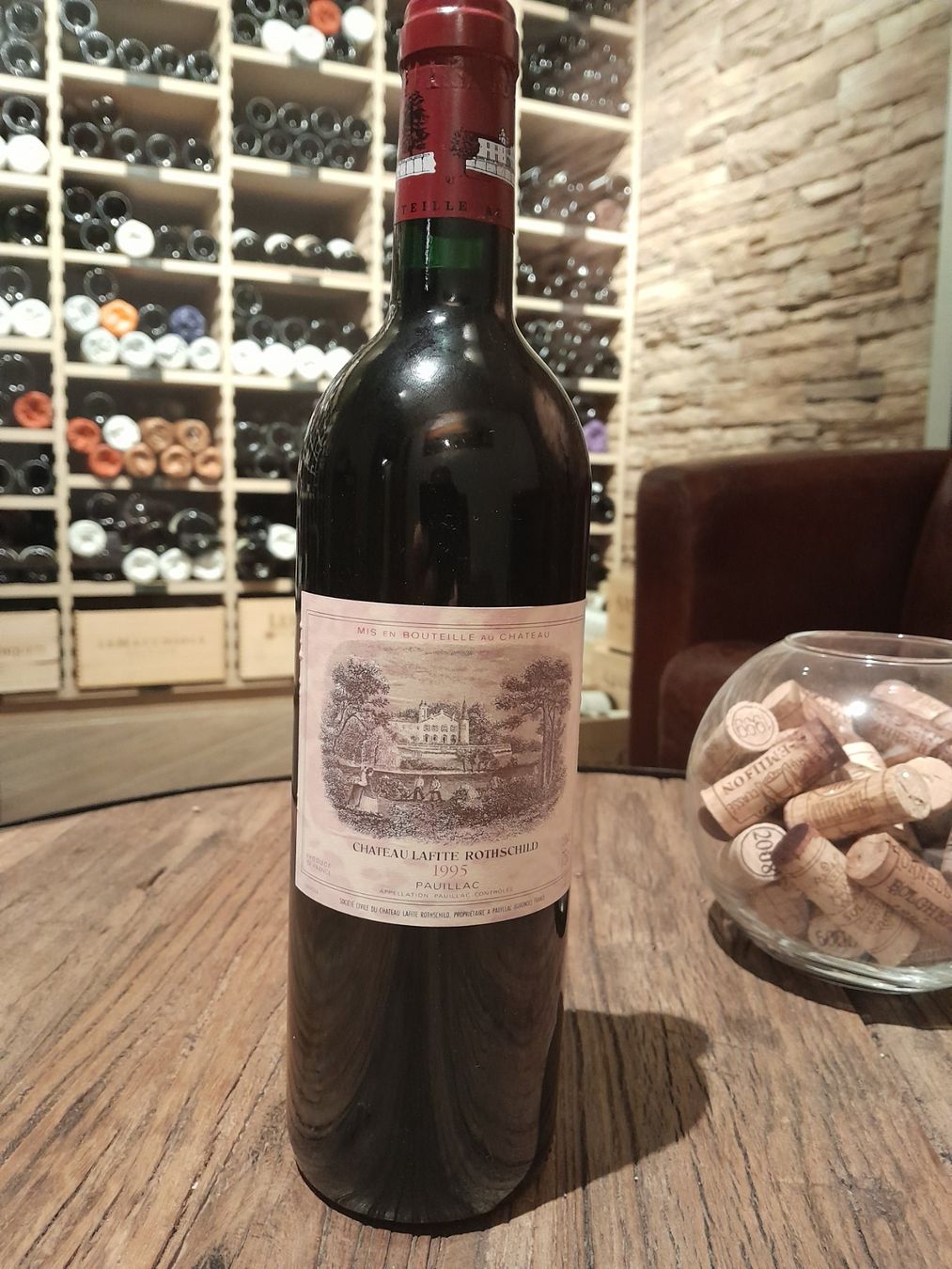 Lafite Rothschild Vino: Lafite Rothschild 1995 | 0.75l – Nuovo e nell'imballaggio originale da Savièse venduto da Sebthered
