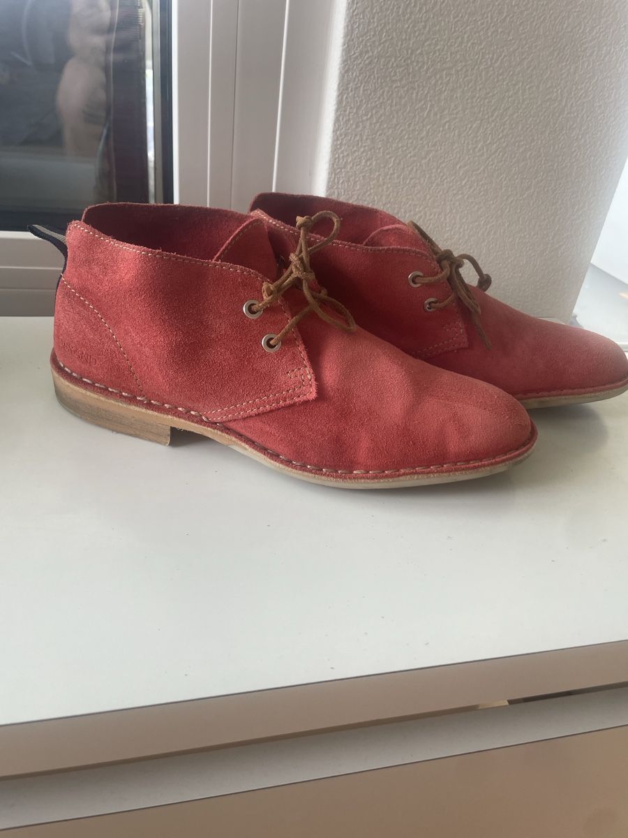Scarpe da uomo: Coole rote Wildlederschuhe Gr.40 – Nuovo (secondo la descrizione) da Winterthur venduto da Lili3435
