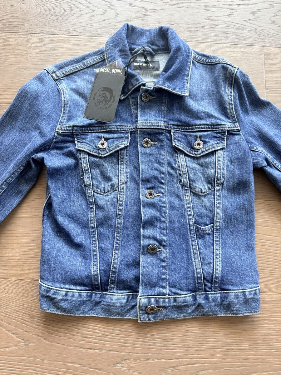 Diesel Giacche: Diesel jeans jacket – Nuovo e nell'imballaggio originale da Melide venduto da Nikola-123 4