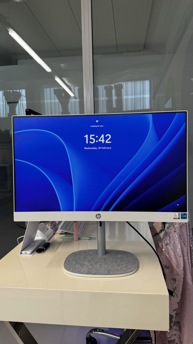 Hewlett Packard PCs: HP All-in-One Computer 24 inch, excellent condition – Gebraucht aus Oberdorf SO von Attorney_in_law 1