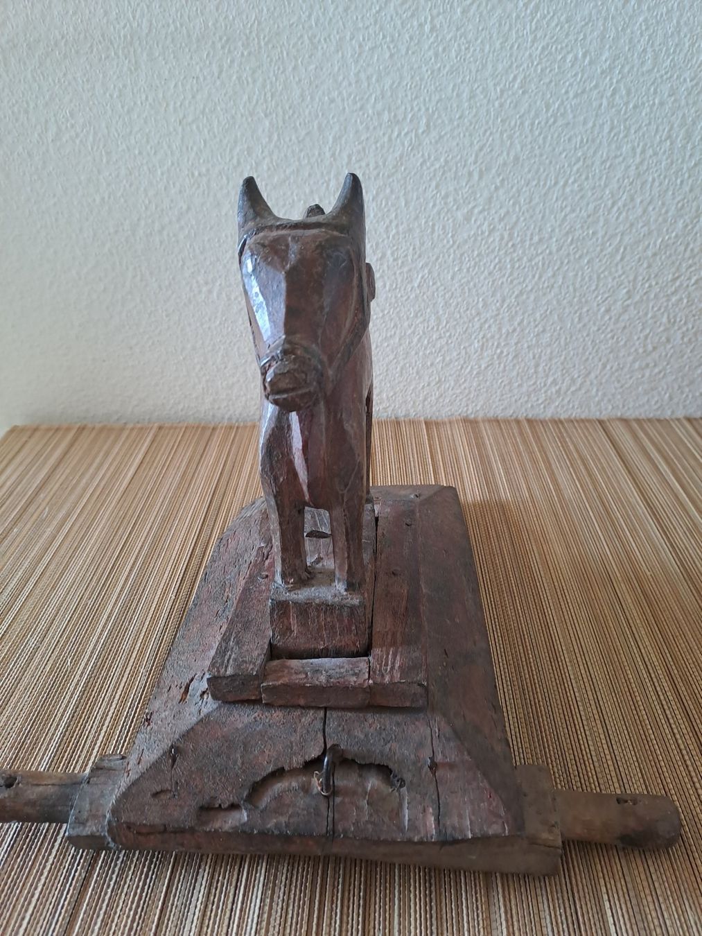 Statuette: INDE ANTIQUE  JOUET NANDI EN BOIS – Usato da LAUSANNE venduto da KWEW 3