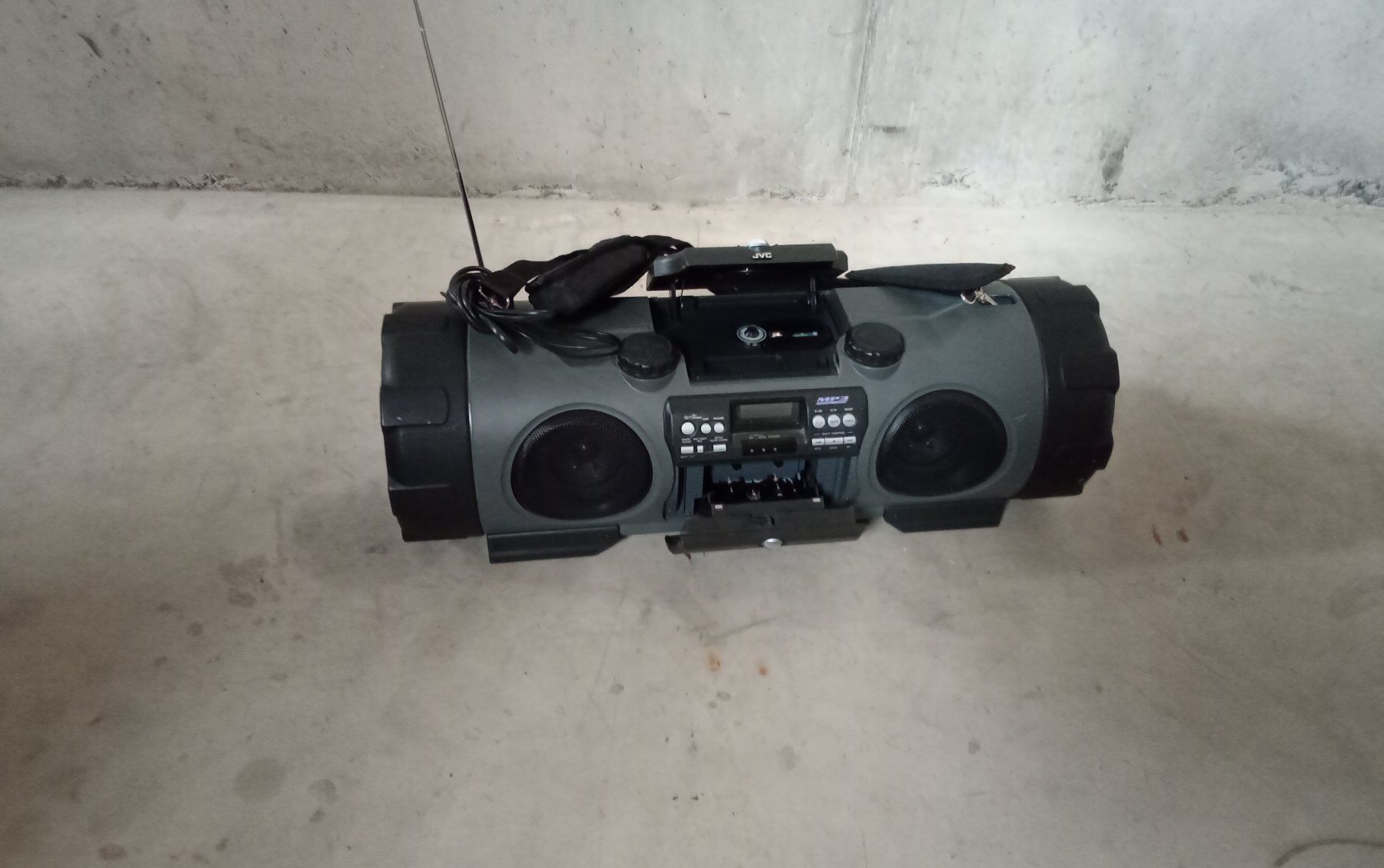 JVC Lettore multimediale portatile: Sound Anlage Ghettoblaster – Usato da Mollis venduto da gar_wqz5