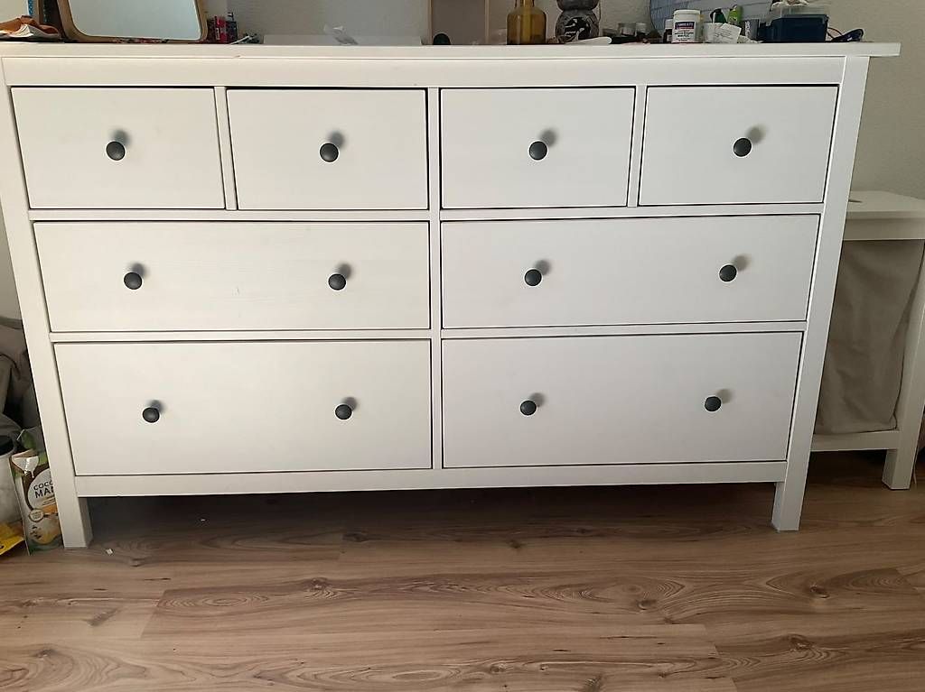 Cassettiere: IKEA HEMNES 8-drawer chest - white – Usato da Zürich venduto da sof_pz8l