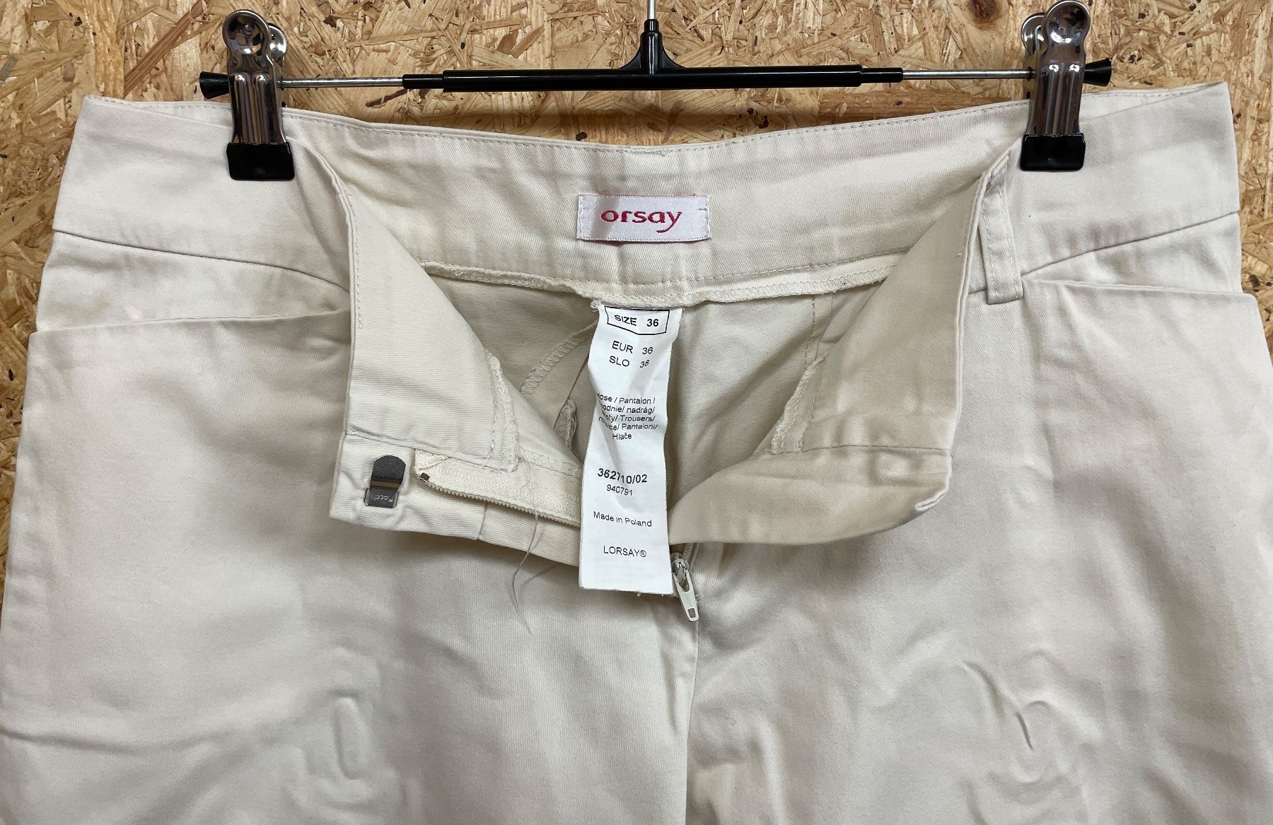 Orsay Pantaloni: ORSAY Short creme – Usato da Lausanne venduto da PlusValue_Lausanne 1