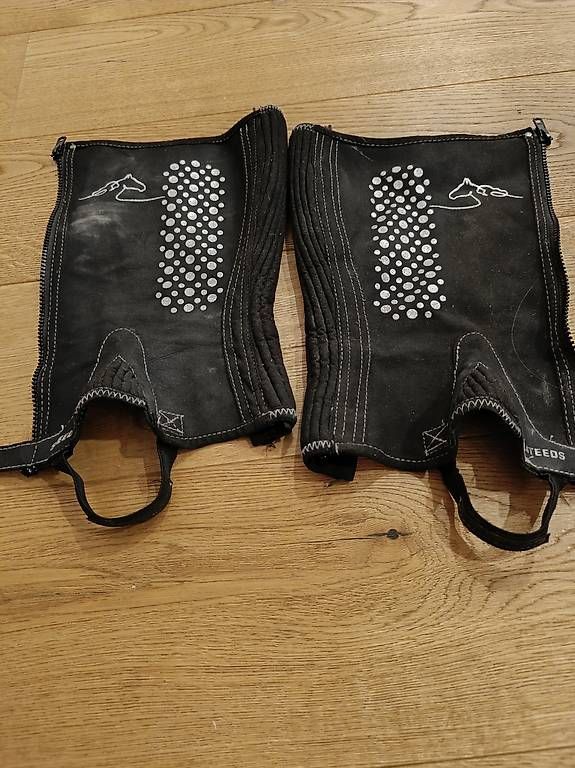 Gamaschen & Bandagen: Chaps von steeds – Gebraucht aus Rebstein von Dom-Grab_83