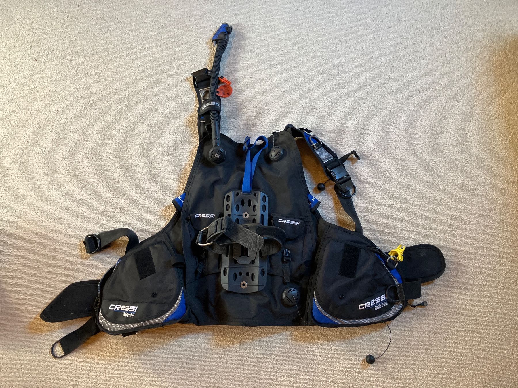 Mute per immersioni: Cressi S2011 Jacket – Usato da Gipf-Oberfrick venduto da pfi_2jw5 1