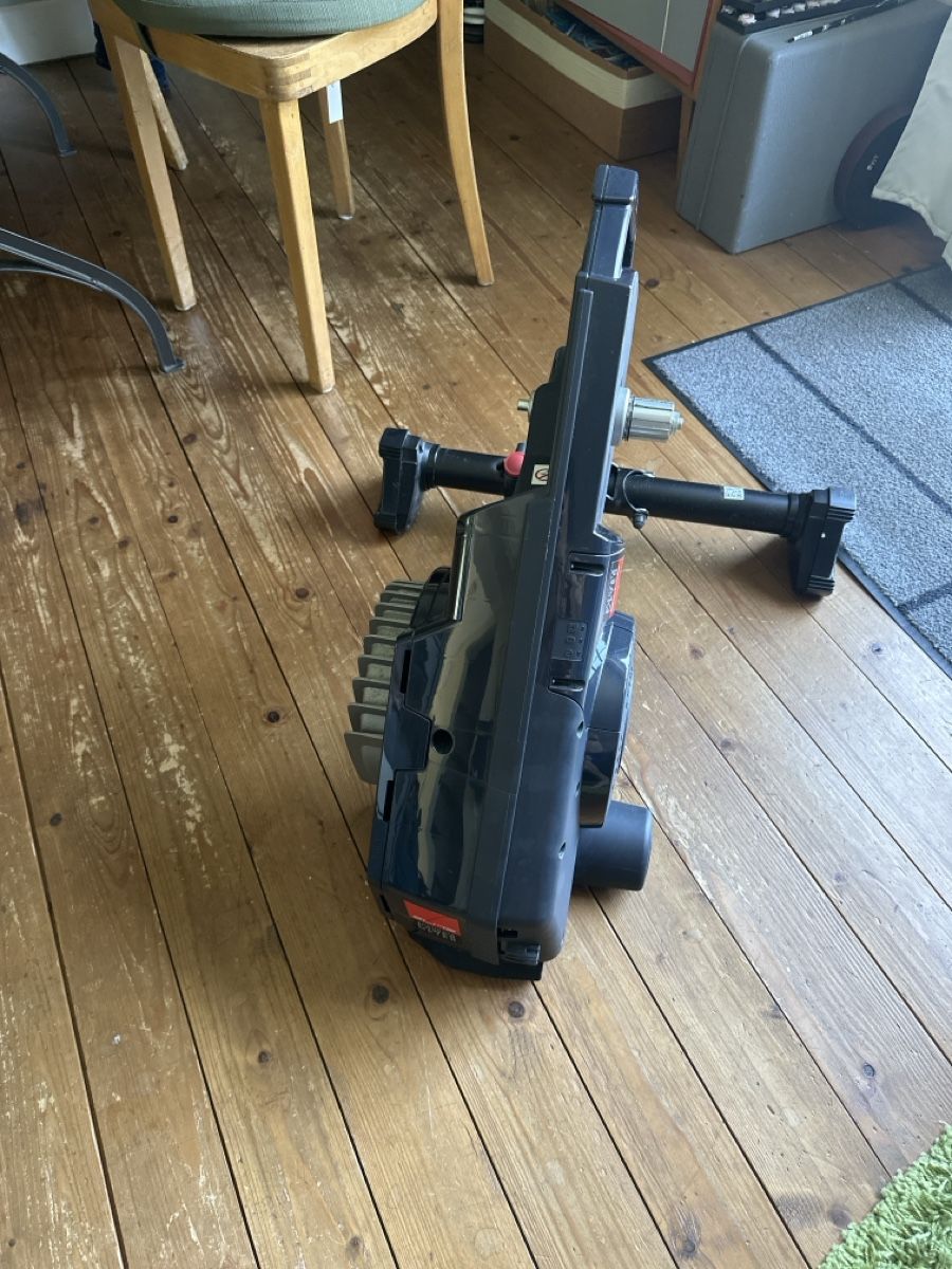 Hometrainer: Elite Rollentrainer – Gebraucht aus Winterthur von Cady-7