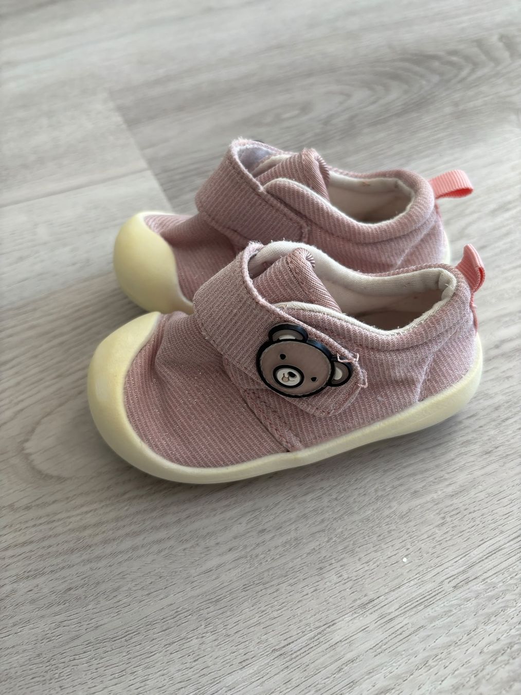 Schuhe für Jungen: Kinderhausschuhe Gr. 15 – Gebraucht aus Hochfelden von rub_rnw5 3