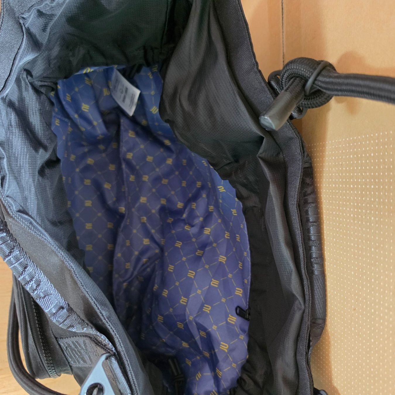 Sacs: Johnny Urban Shopper Cassie – D'occasion à Fehraltorf par shiilaa.hoot 2
